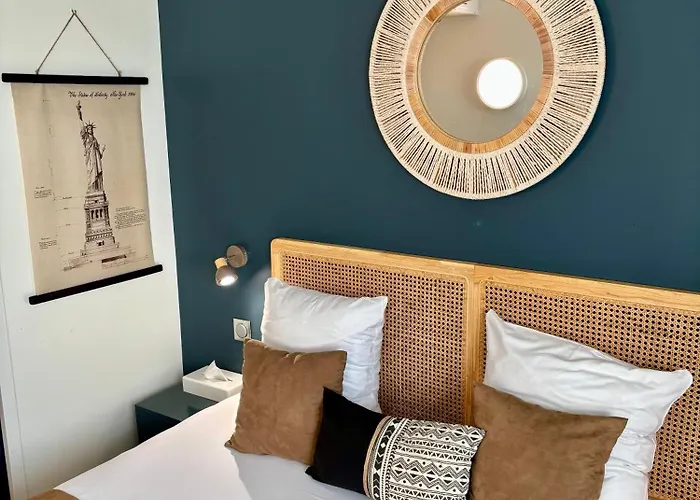 Hotel Le Pavillon De Saint-Lo